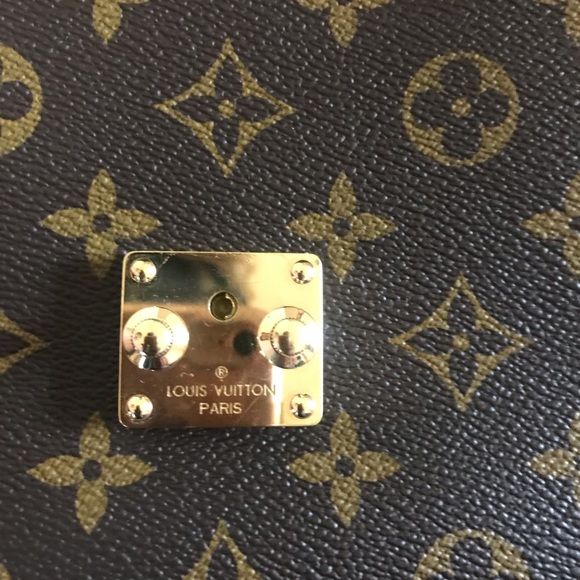 Gorgeous Louis Vuitton Reverse pochette Métis - Picture 4 of 9